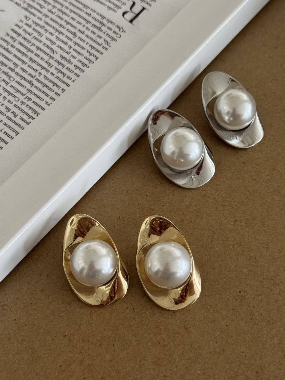 گوشواره مروارید رنگ ثابت