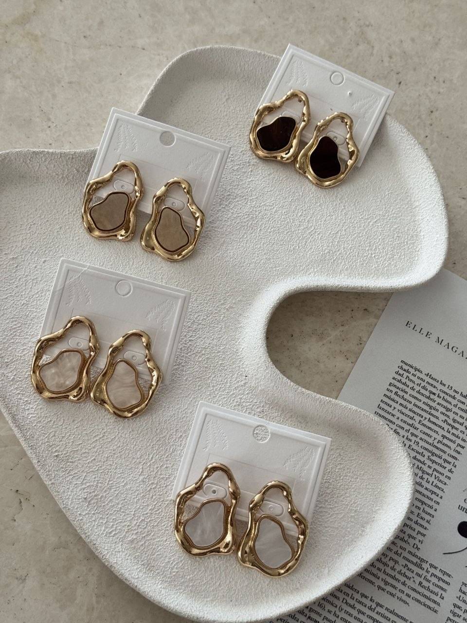 گوشواره رزینی طرح دفرمه