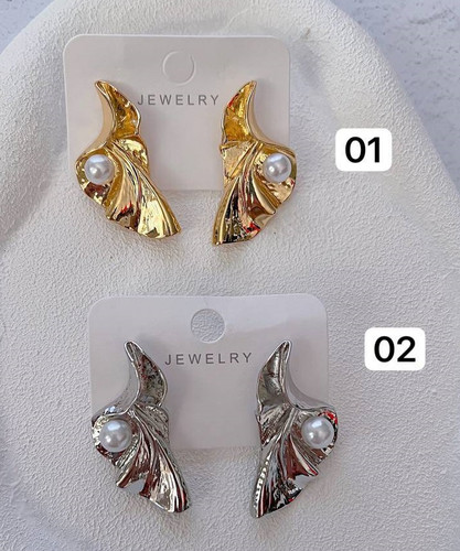 گوشواره مجلسی طرح گوشفیل مروارید