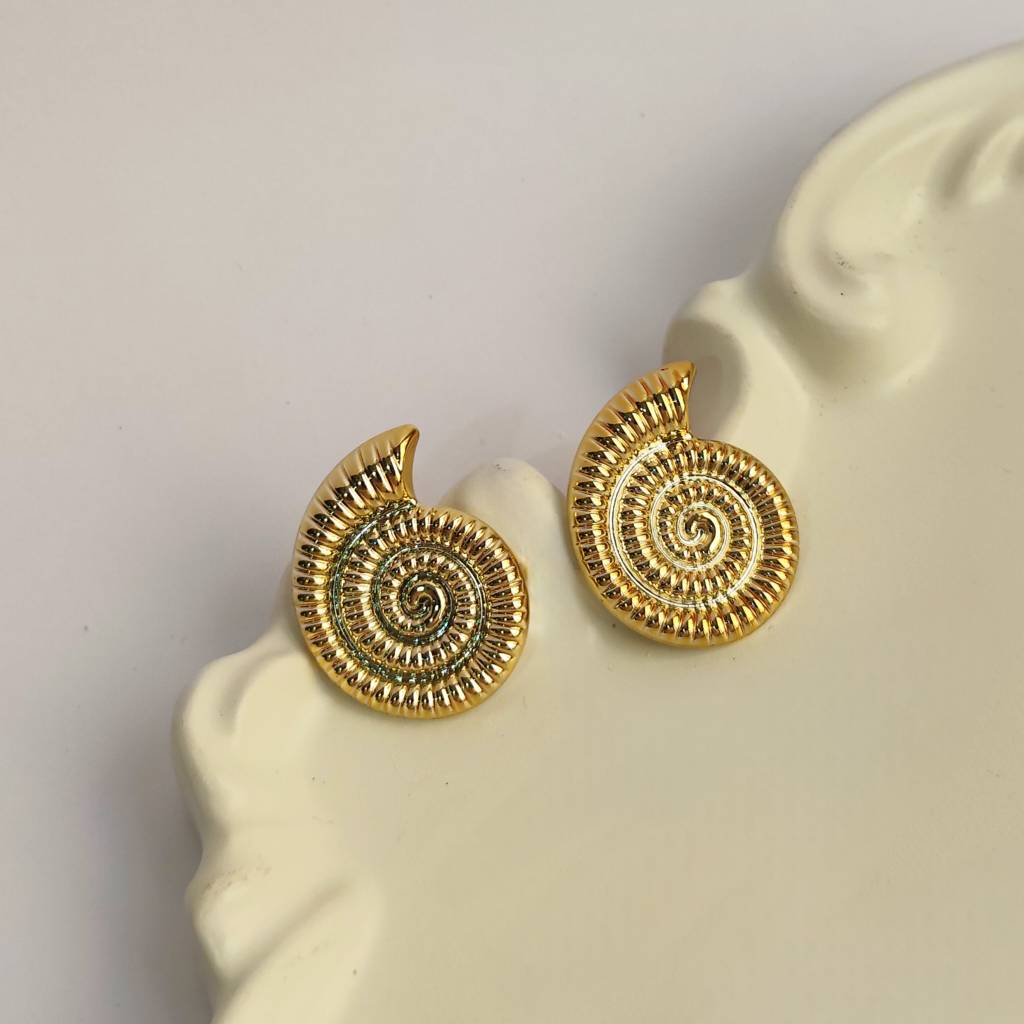 گوشواره ساحلی طرح حلزون