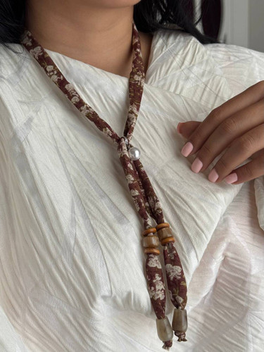 گردنبند دخترانه پارچه و سنگ زینتی