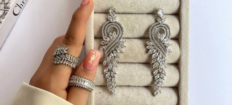 گوشواره زنانه مجلسی پرکار کالکشن کوالیتی